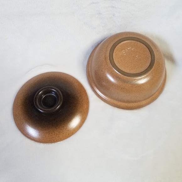 Vintage Heath Ceramics Medium-Small Casserole Dish with Lid - Picture 5 of 7